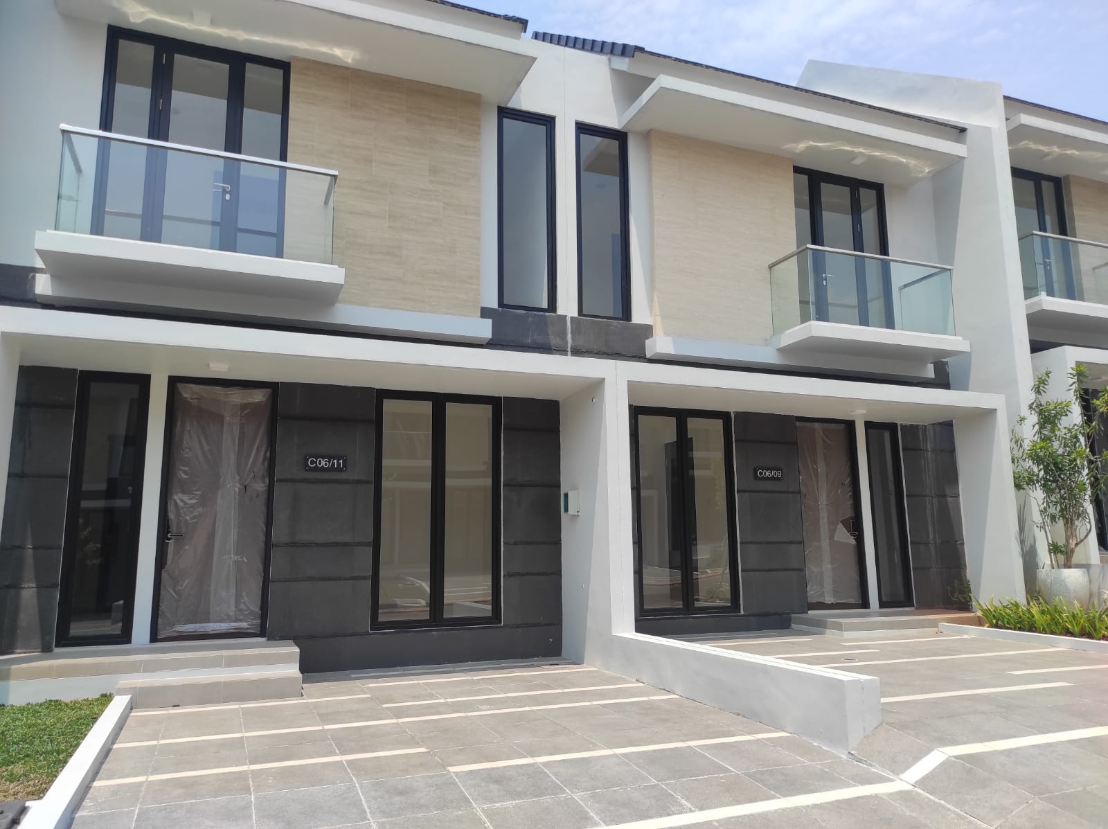 WhatsApp Image 2022-09-15 at 12.10.02 WhatsApp Image 2022-09-15 at 12.10.02